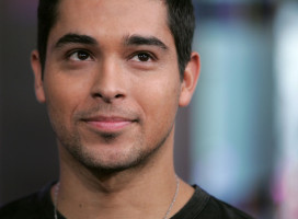 photo 16 in Wilmer Valderrama gallery [id435354] 2012-01-17