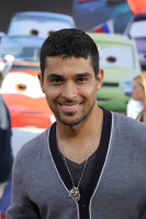 Wilmer Valderrama photo #