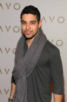 photo 8 in Wilmer Valderrama gallery [id435363] 2012-01-17