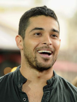 photo 13 in Wilmer Valderrama gallery [id435357] 2012-01-17