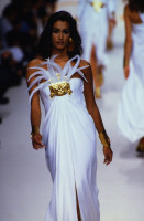 Yasmeen Ghauri photo #