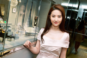 photo 20 in Yifei Liu gallery [id1120447] 2019-04-08