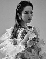 Yifei Liu photo #