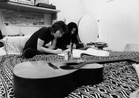 Yoko Ono photo #