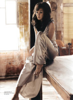 photo 18 in Yun Jin Kim gallery [id128095] 2009-01-19