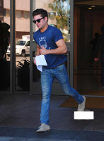 Zac Efron photo #