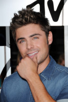 Zac Efron photo #