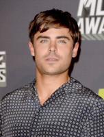 Zac Efron photo #