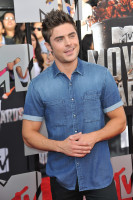 Zac Efron photo #