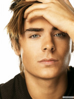 Zac Efron pic #130083