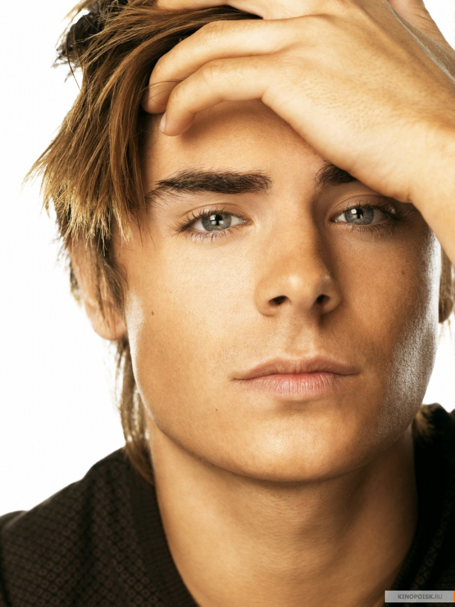 Zac Efron: pic #130083