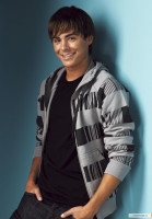 Zac Efron photo #