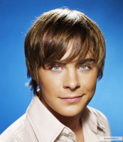 Zac Efron pic #130087