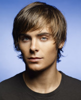 Zac Efron photo #