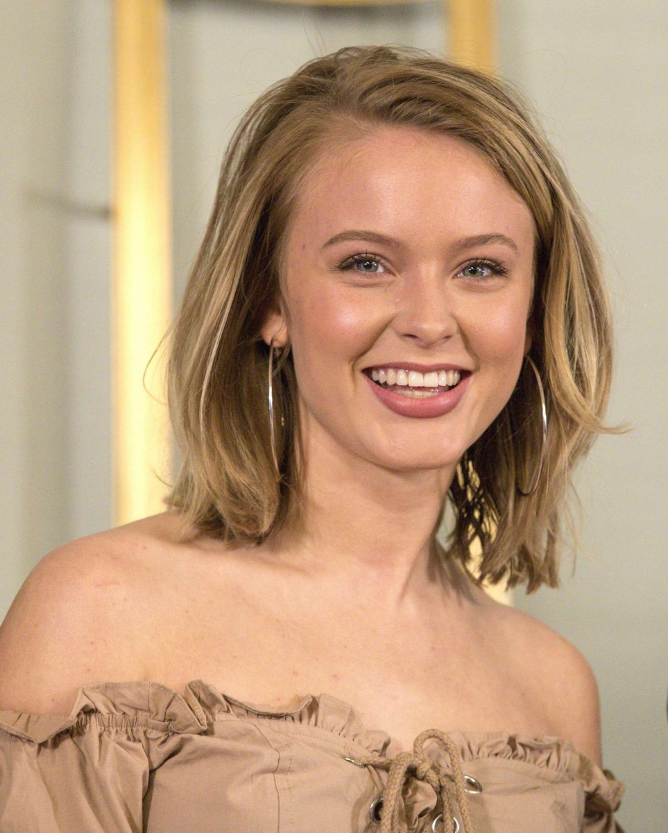 Zara Larsson: pic #993491