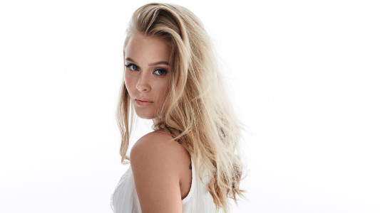 Zara Larsson pic #902532