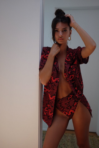 Emily Ratajkowski