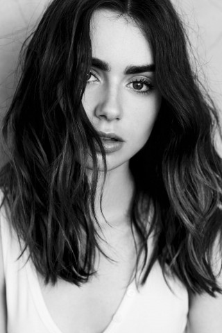 Lily Collins