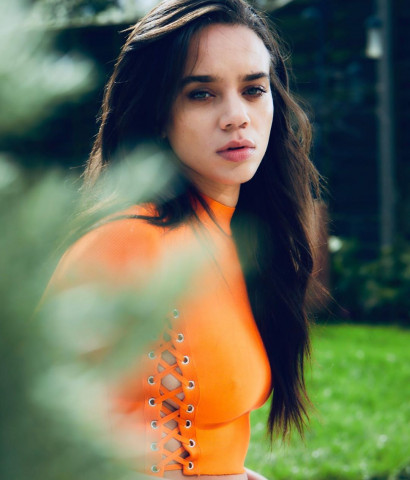  Hannah John-Kamen 