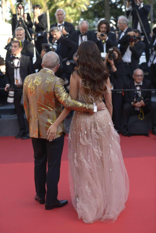 Mahlagha Jaberi at the premiere of "Armageddon Time" - Cannes Film Festival