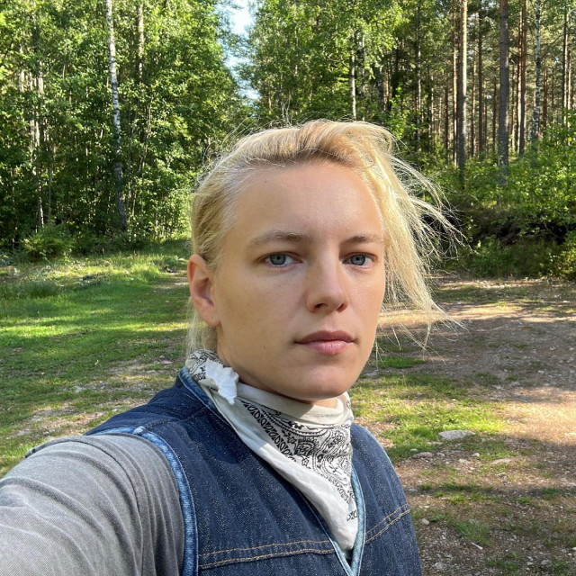 Kim Lemanton instagram post 444909