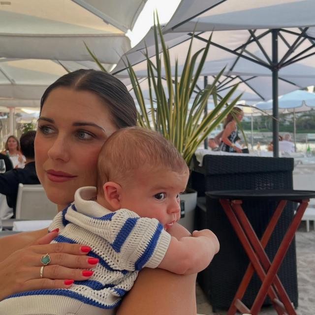 Alex Morgan instagram post 492778