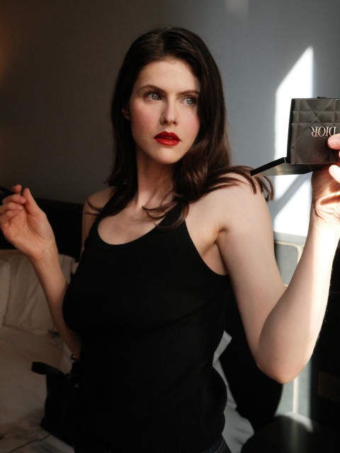 Alexandra Daddario instagram post 491735