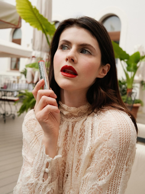 Alexandra Daddario instagram post 491896
