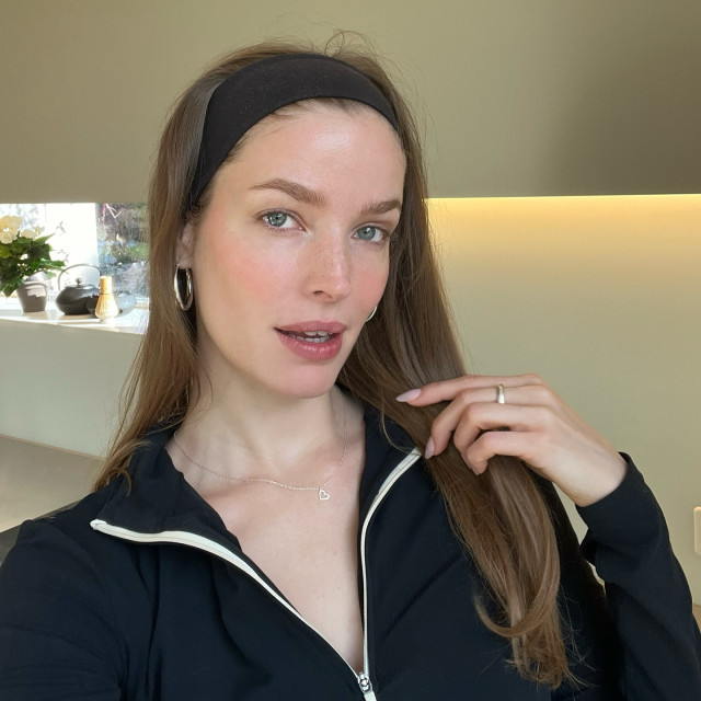 Alisa Ahmann instagram post 482137