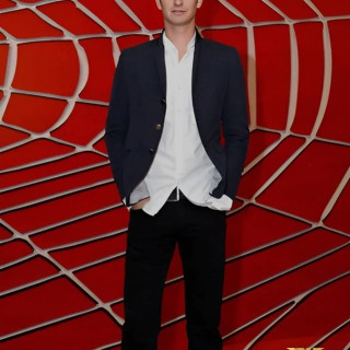 Andrew Garfield instagram pic #440312