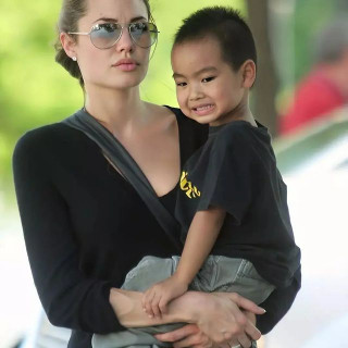Angelina Jolie instagram pic #405212