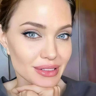 Angelina Jolie instagram pic #438420