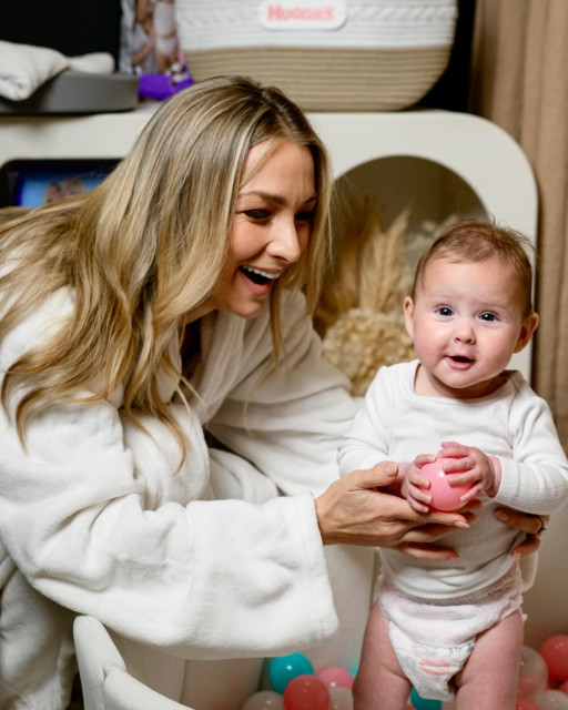 Anna Heinrich instagram post 473869