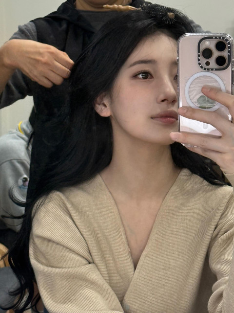 Bae Suzy instagram post 492461