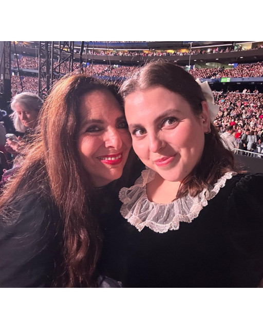 Beanie Feldstein instagram post 481845