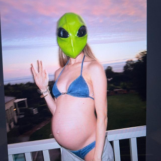 Behati Prinsloo instagram pic #440806