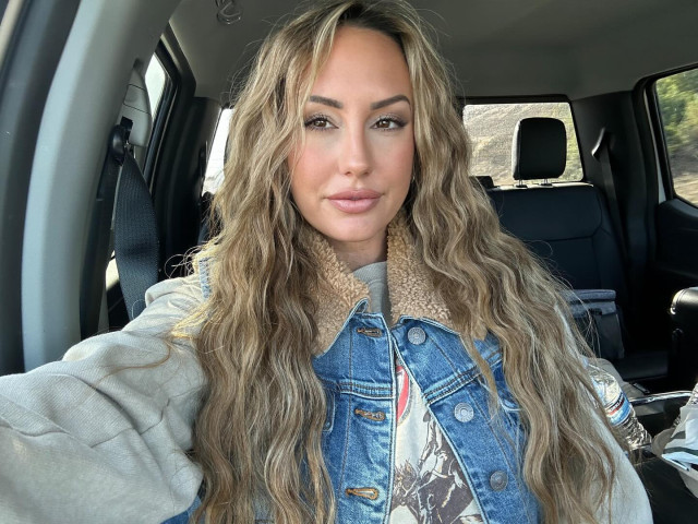 Brett Rossi instagram post 482683