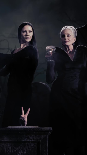 Catherine Zeta Jones instagram post 490720
