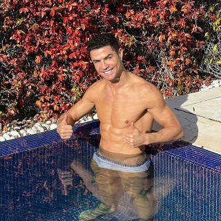Cristiano Ronaldo instagram pic #380300