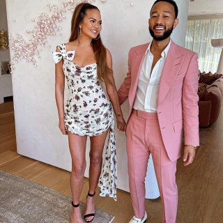 Christine Teigen instagram pic #454899