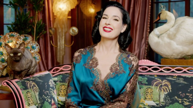 Dita Von Teese instagram post 481325