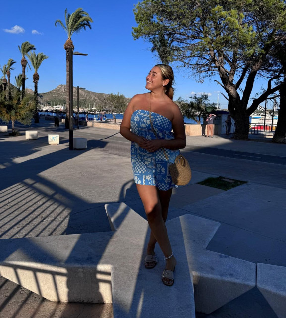 Ellie Young instagram post 478014