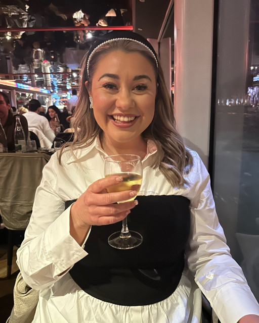 Ellie Young instagram post 482950