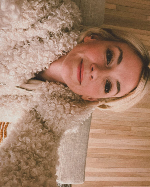 Emily Kinney instagram post 480873