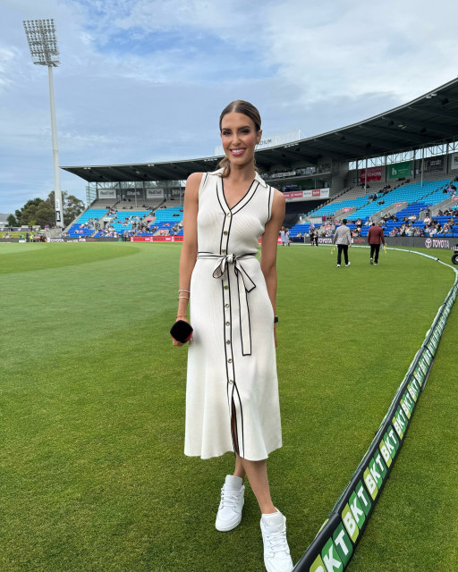 Erin Holland instagram post 484065
