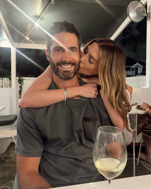 Erin Holland instagram post 484695