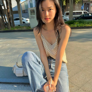 Estelle Chen instagram pic #447312