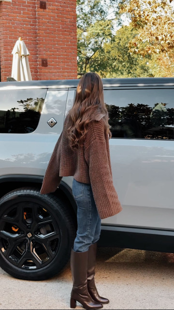 Helen Owen instagram post 485416