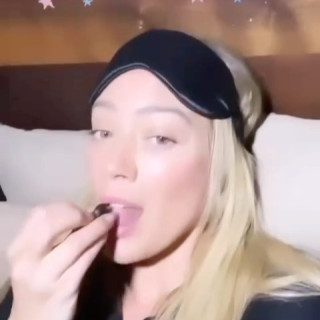 Hilary Duff instagram pic #448578