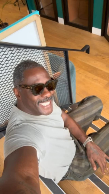 Idris Elba instagram post 489773